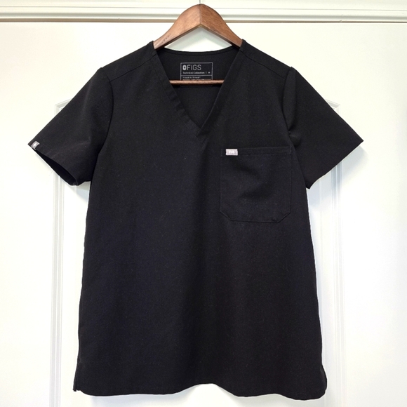 FIGS Technical Collection Black Scrub Top Size Medium No Front Pockets - Picture 4 of 4